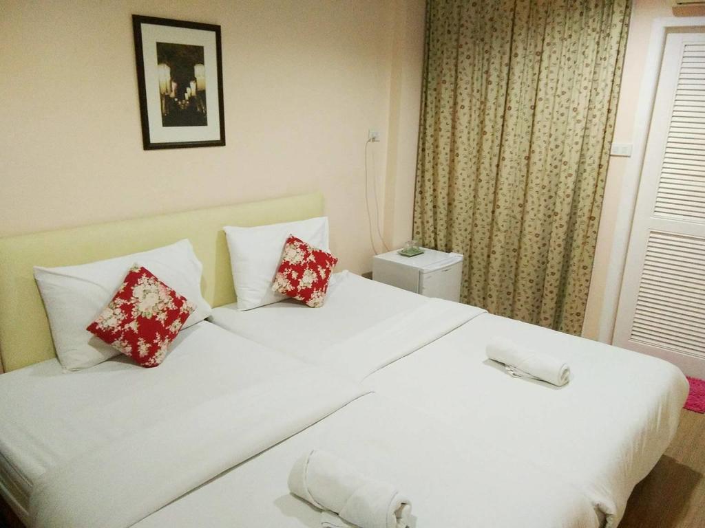 The Grace House Chiangmai Panzió Csiangmaj Kültér fotó