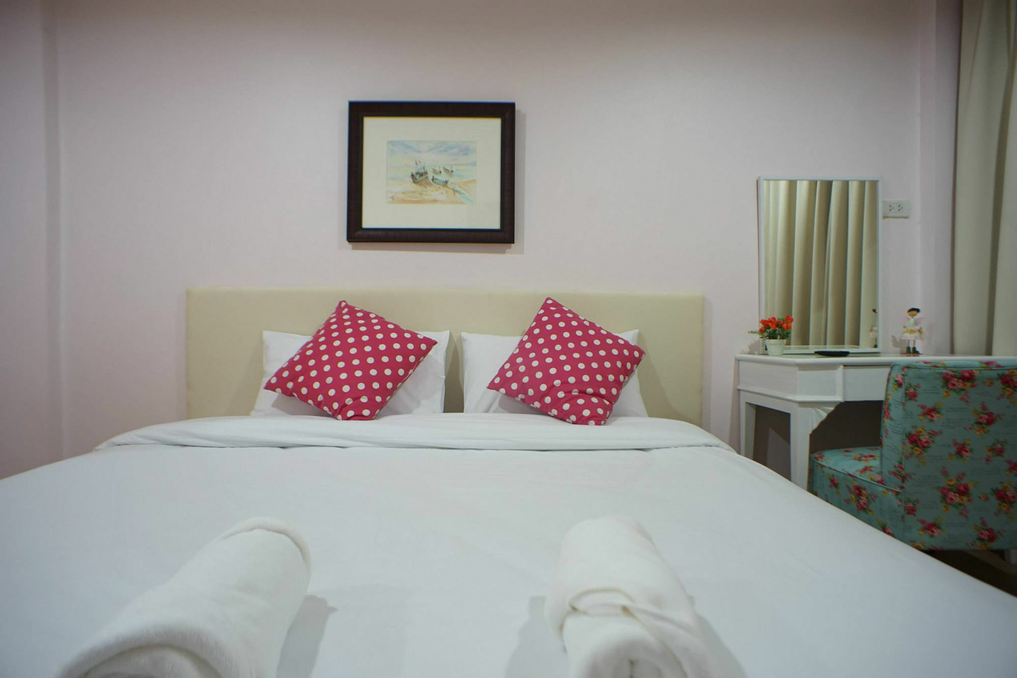 The Grace House Chiangmai Panzió Csiangmaj Kültér fotó